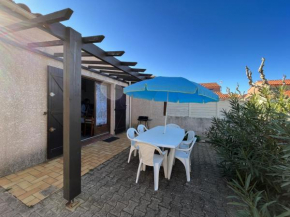 Villa T2 Mezzanine 4P avec Parking en bord d'étang à 2,5 km de la mer - FR-1-799-30